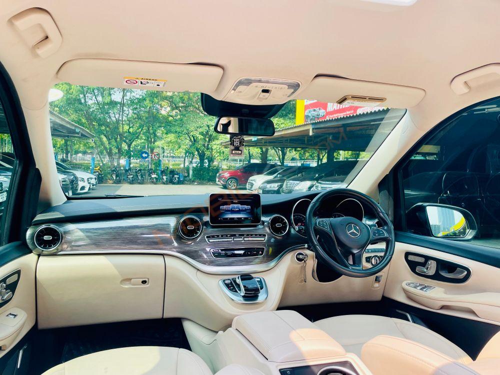 Mobil Mercedes-Benz V-Class 2019