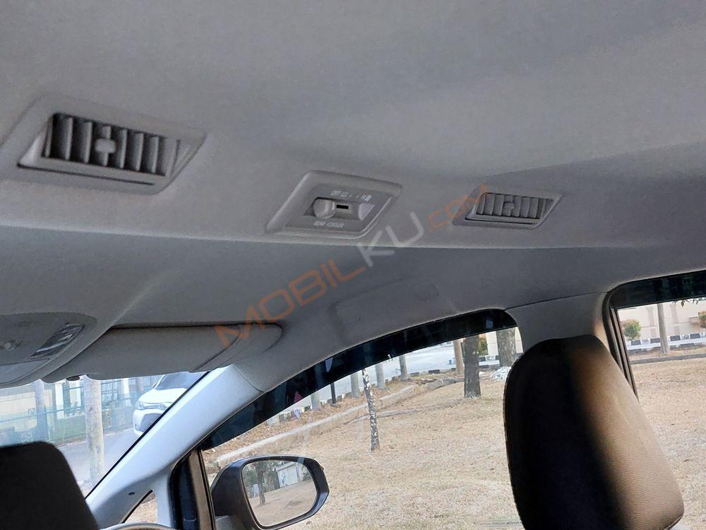 Mobil Toyota Kijang Innova 2018