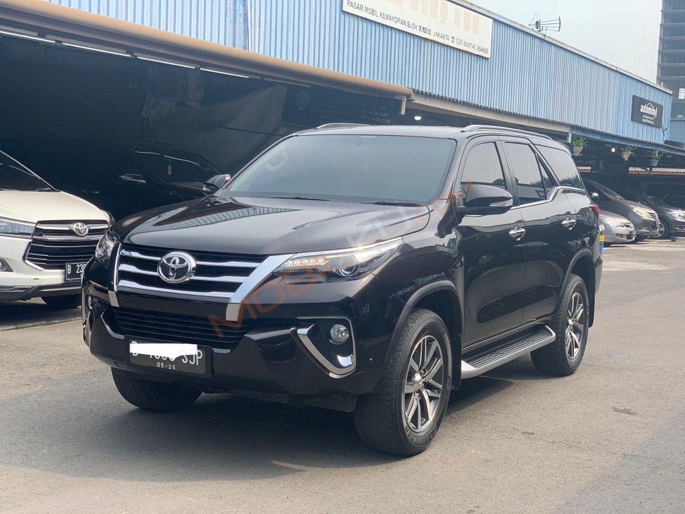 Mobil Toyota Fortuner 2016