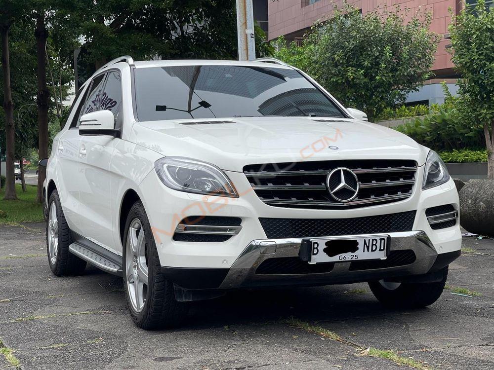 Mobil Mercedes-Benz ML 2015