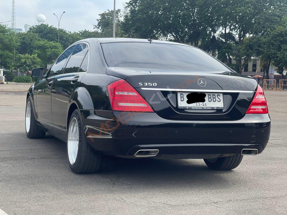Mobil Mercedes-Benz S-Class 2013