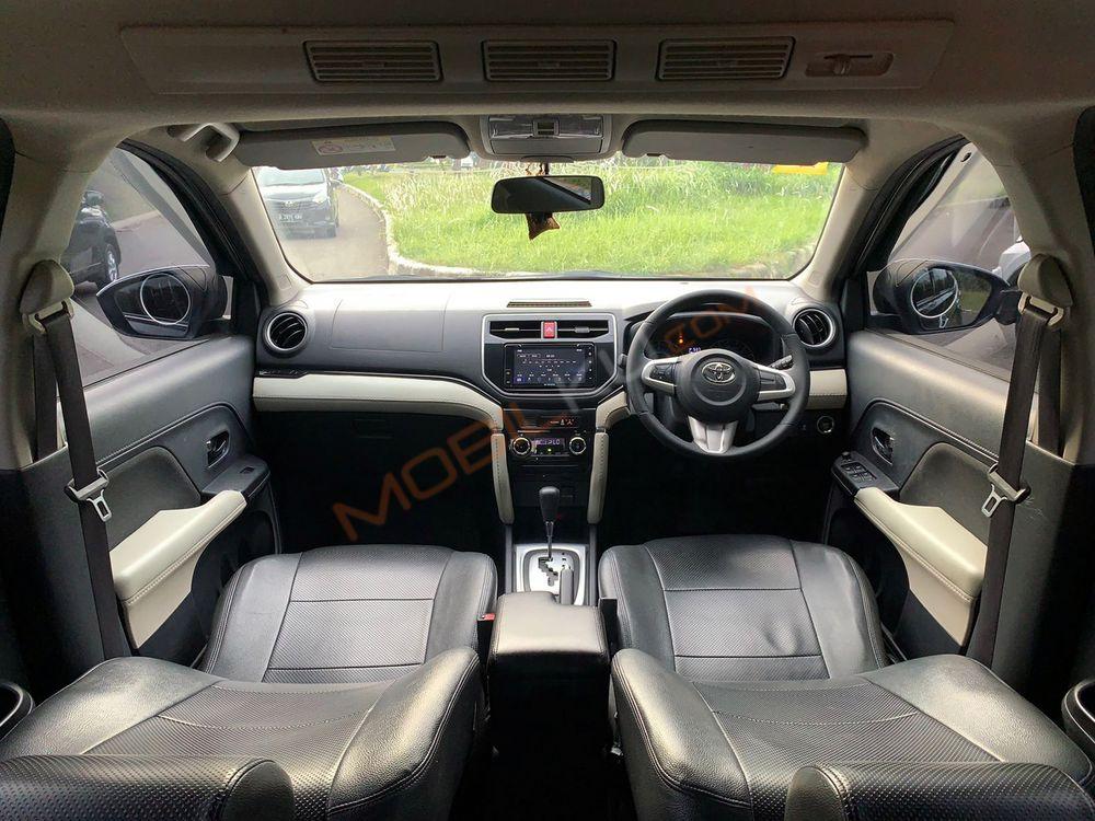 Mobil Toyota Rush 2018