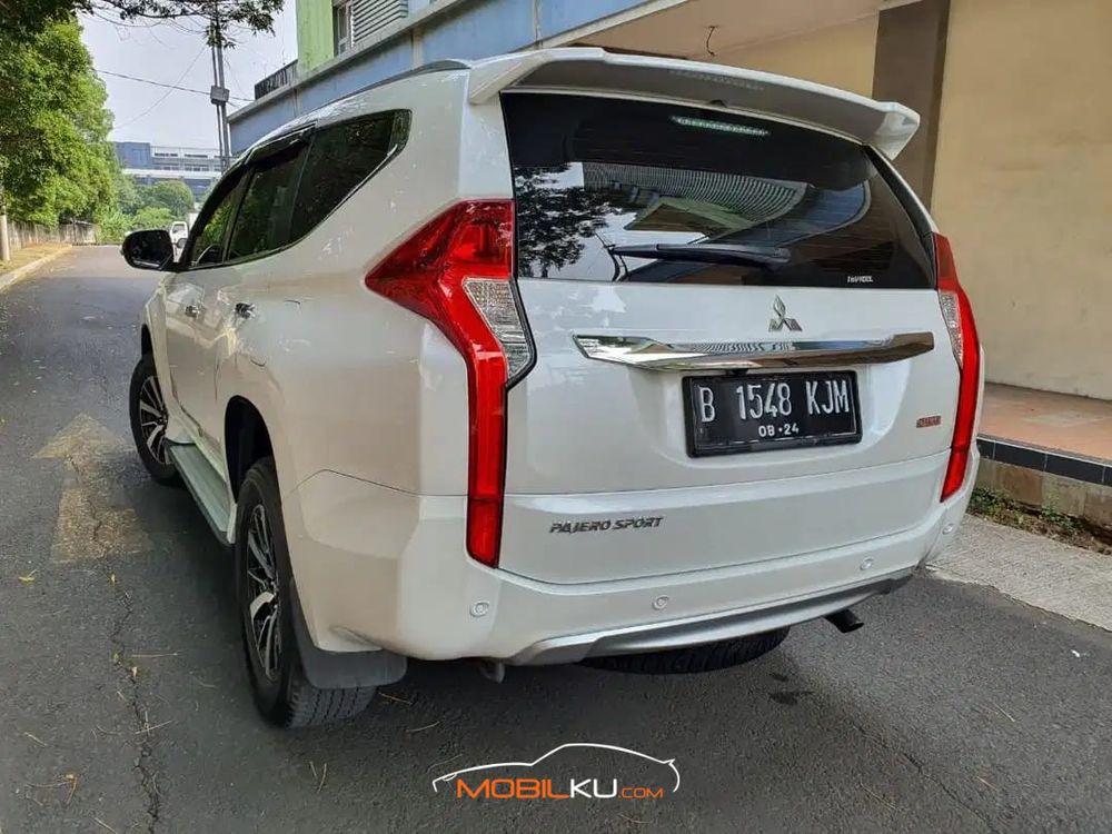 Mobil Mitsubishi Pajero Sport 2019
