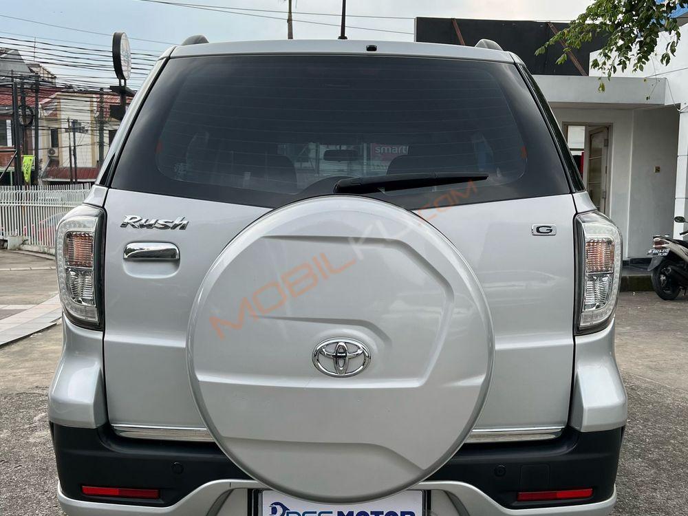 Mobil Toyota Rush 2016