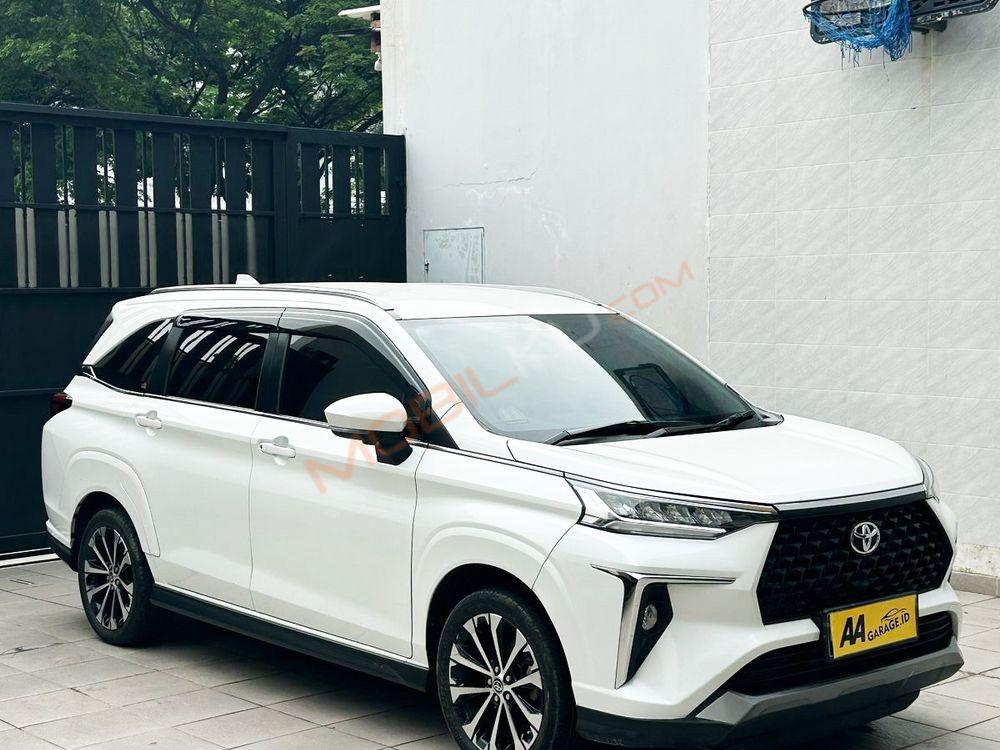 Mobil Toyota Veloz 2021