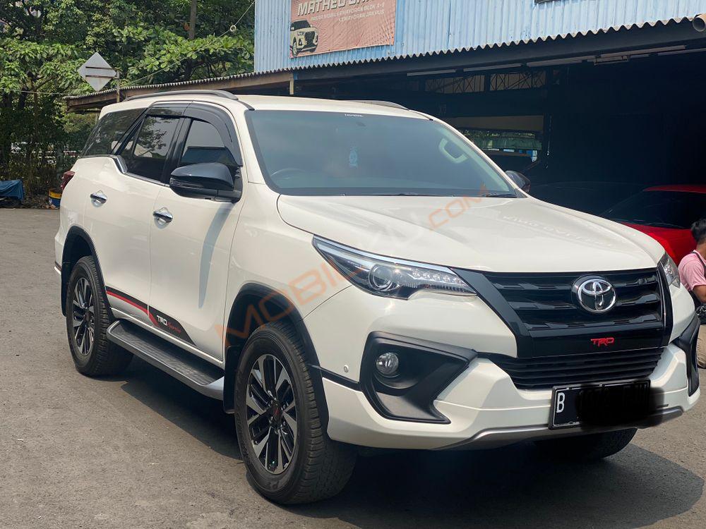 Mobil Toyota Fortuner 2019