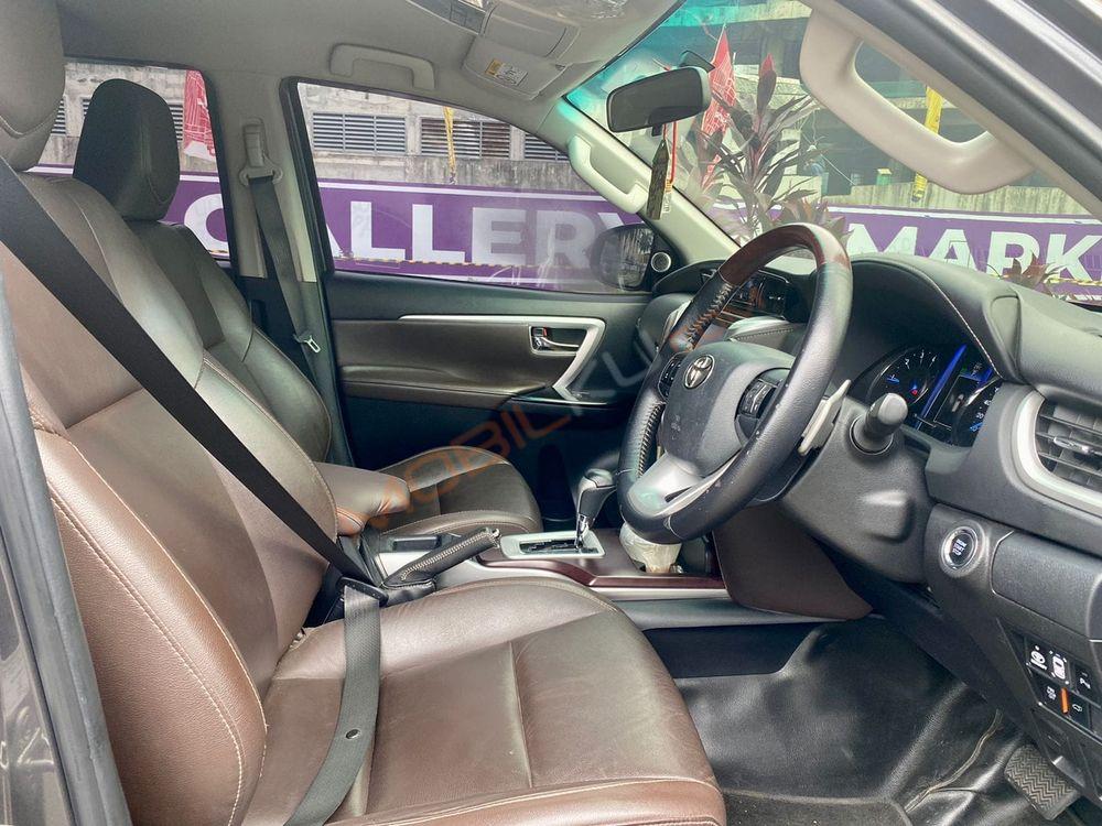 Mobil Toyota Fortuner 2017