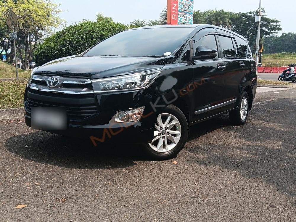 Mobil Toyota Kijang Innova 2017