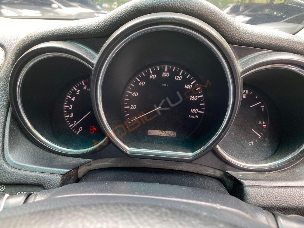 Mobil Toyota Harrier 2010