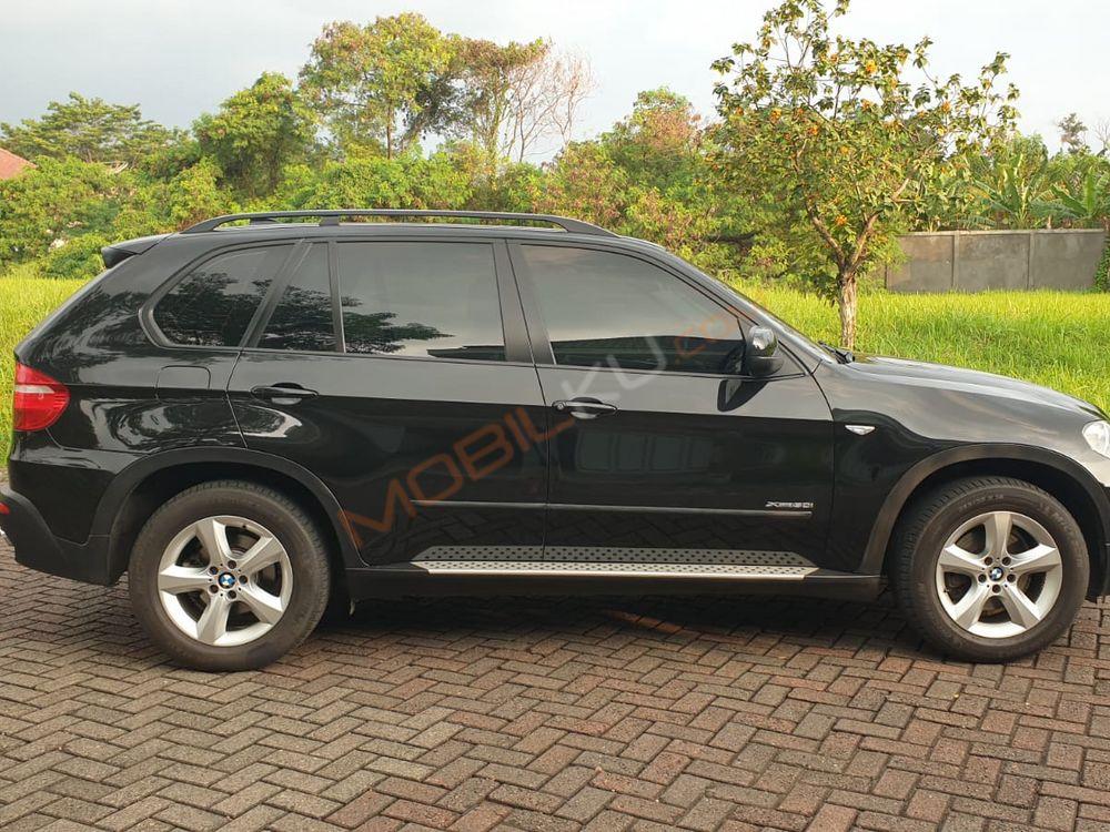 Mobil BMW X5 2009
