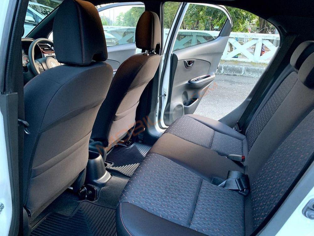Mobil Honda Brio 2019