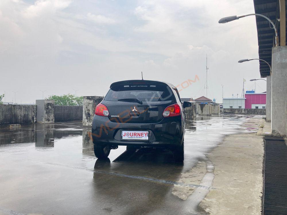 Mobil Mitsubishi Mirage 2016