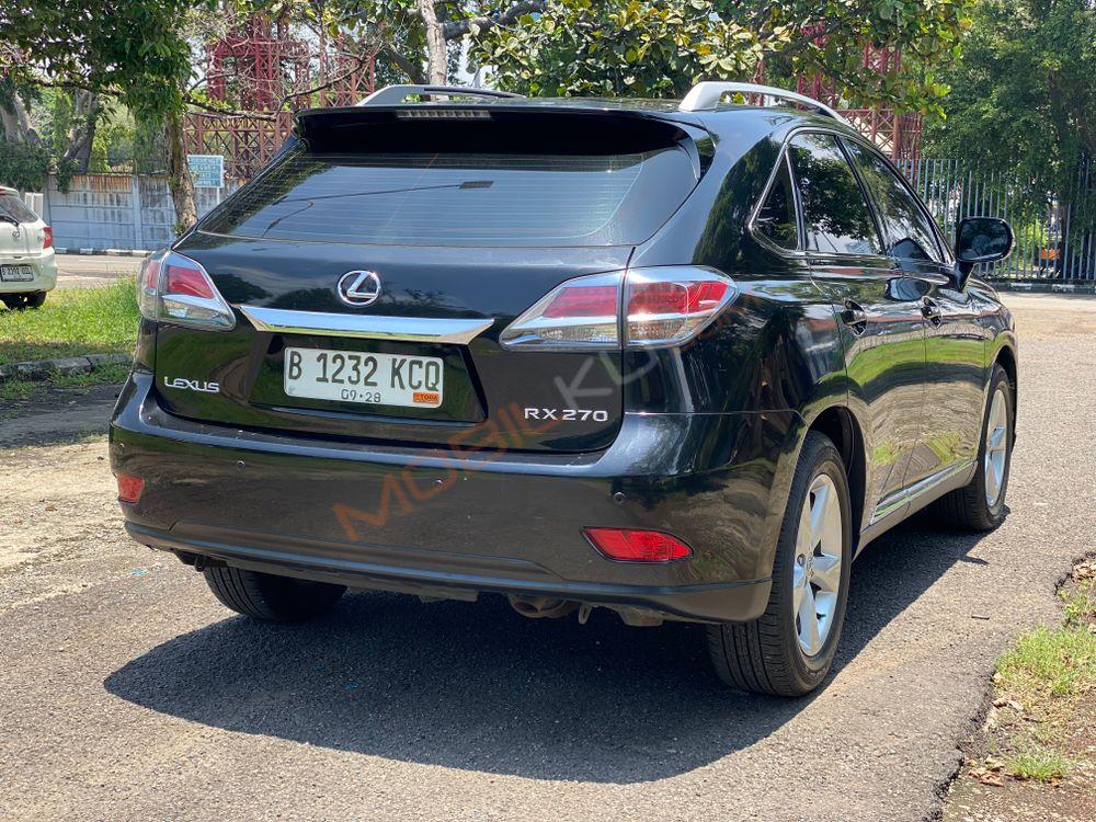 Mobil Lexus RX 2013