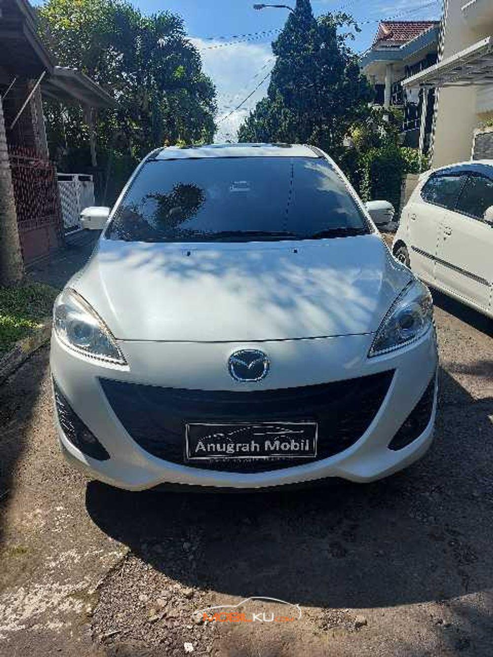 Mobil Mazda 5 2017