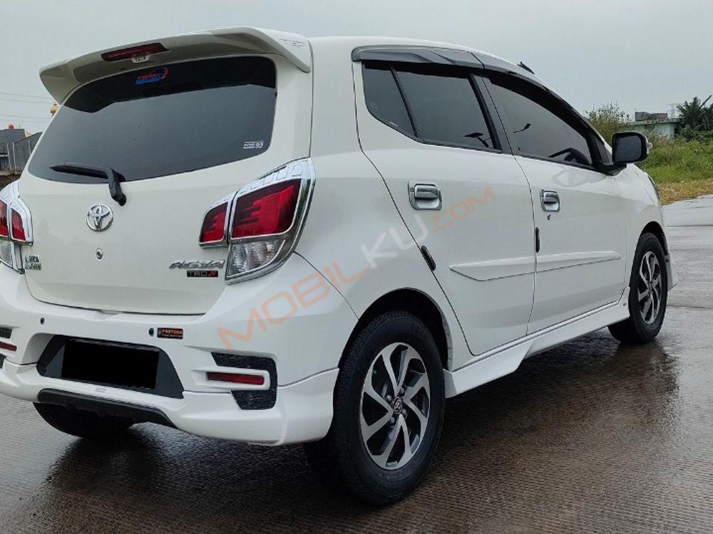 Mobil Toyota Agya 2018