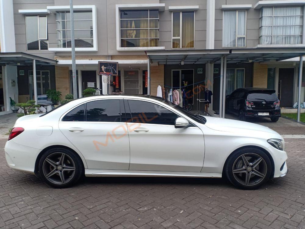 Mobil Mercedes-Benz C-Class 2014