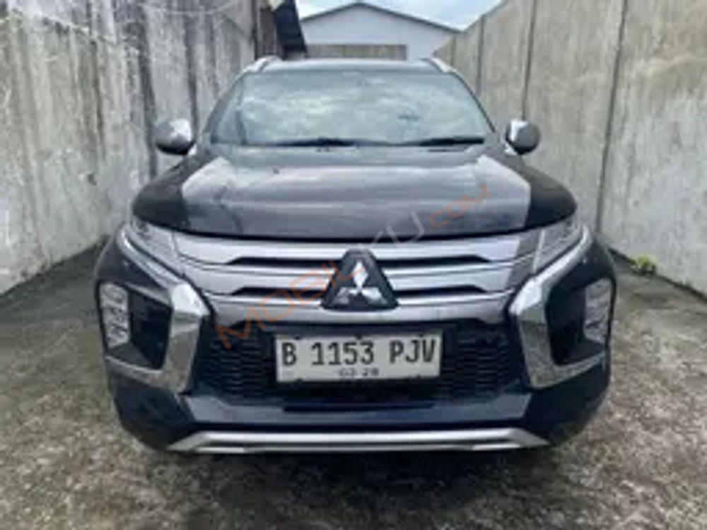 Mobil Mitsubishi Pajero Sport 2023