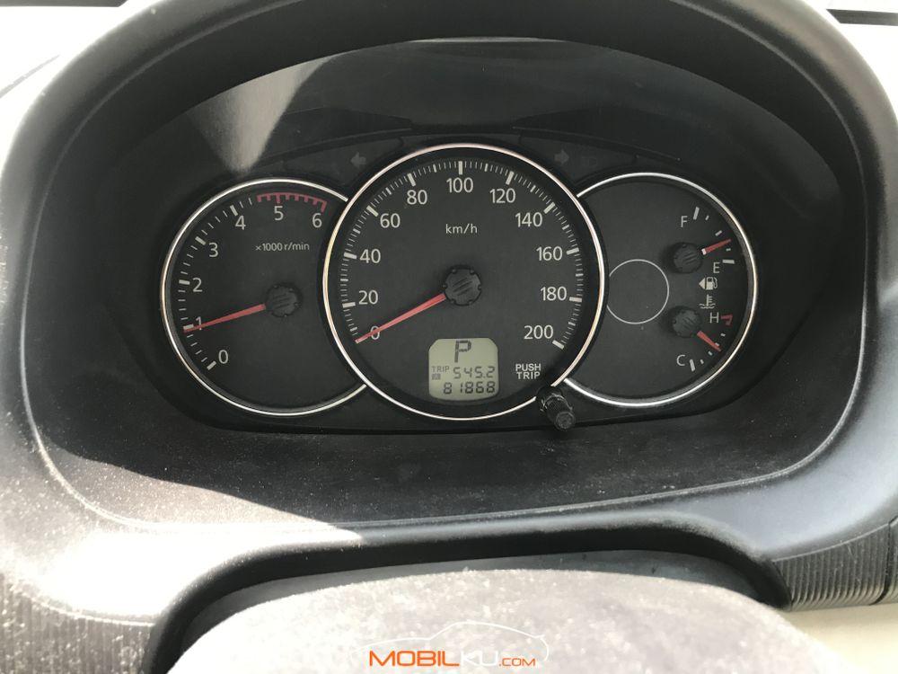 Mobil Mitsubishi Pajero Sport 2012