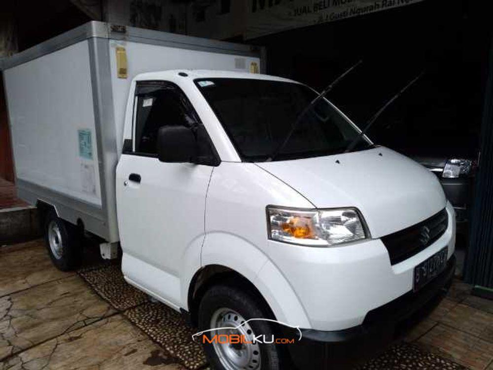 Mobil Suzuki Carry 2017