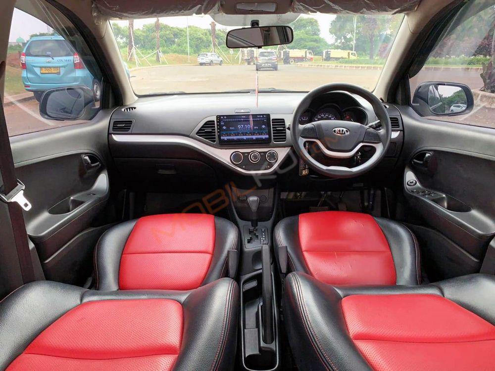Mobil Kia Picanto 2013