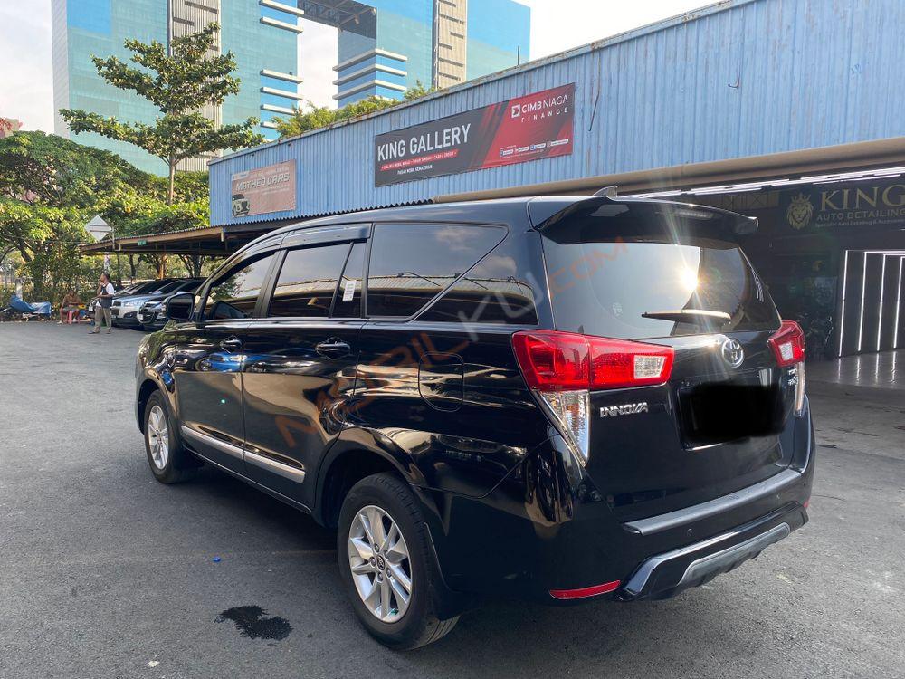 Mobil Toyota Kijang Innova 2020