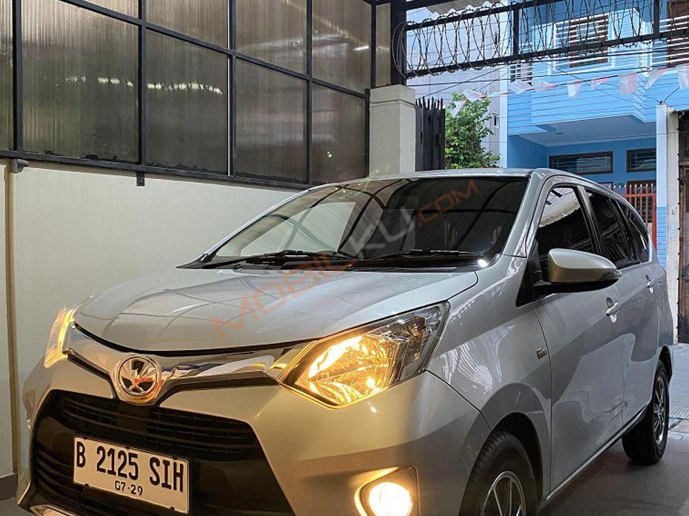 Mobil Toyota Calya 2019