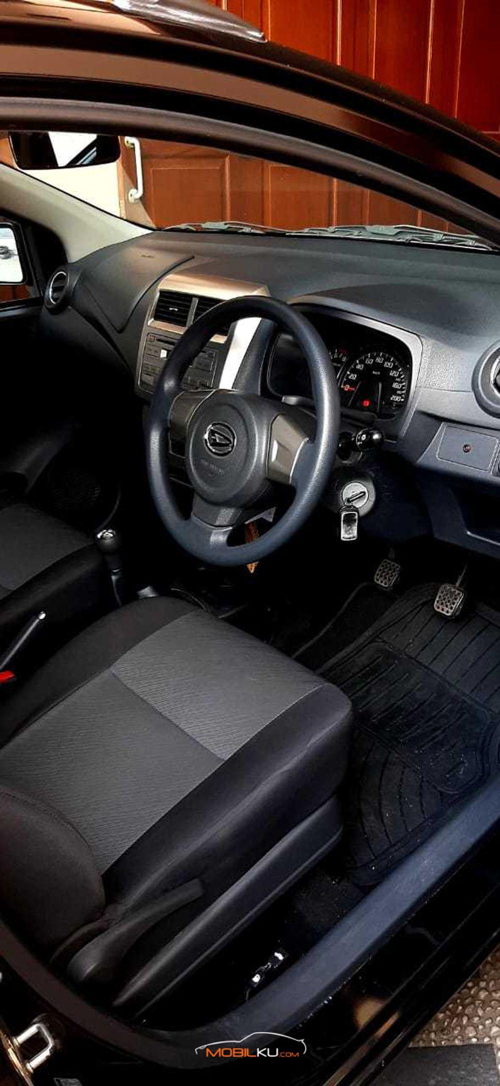 Mobil Daihatsu Ayla 2016