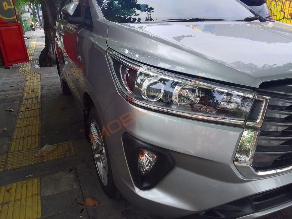Mobil Toyota Kijang Innova 2021