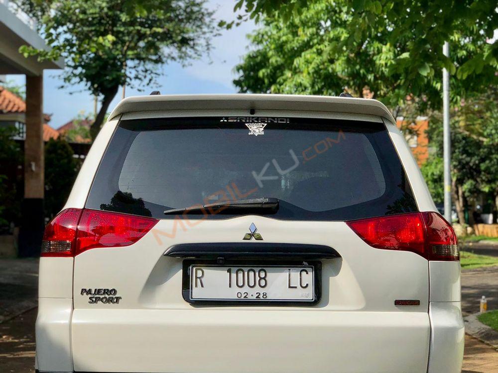 Mobil Mitsubishi Pajero Sport 2015