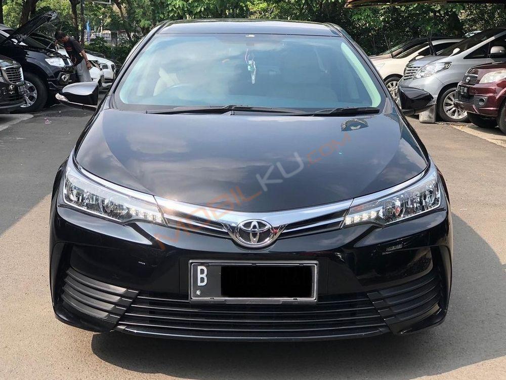 Mobil Toyota Corolla 2018