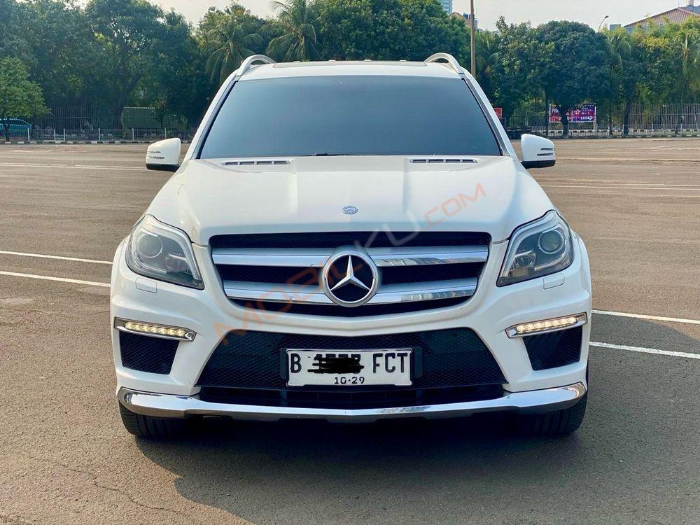 Mobil Mercedes-Benz GL 2014