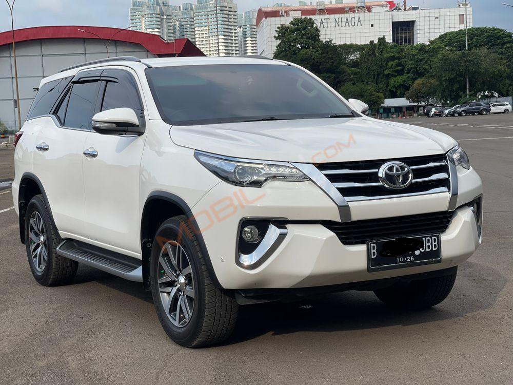Mobil Toyota Fortuner 2016