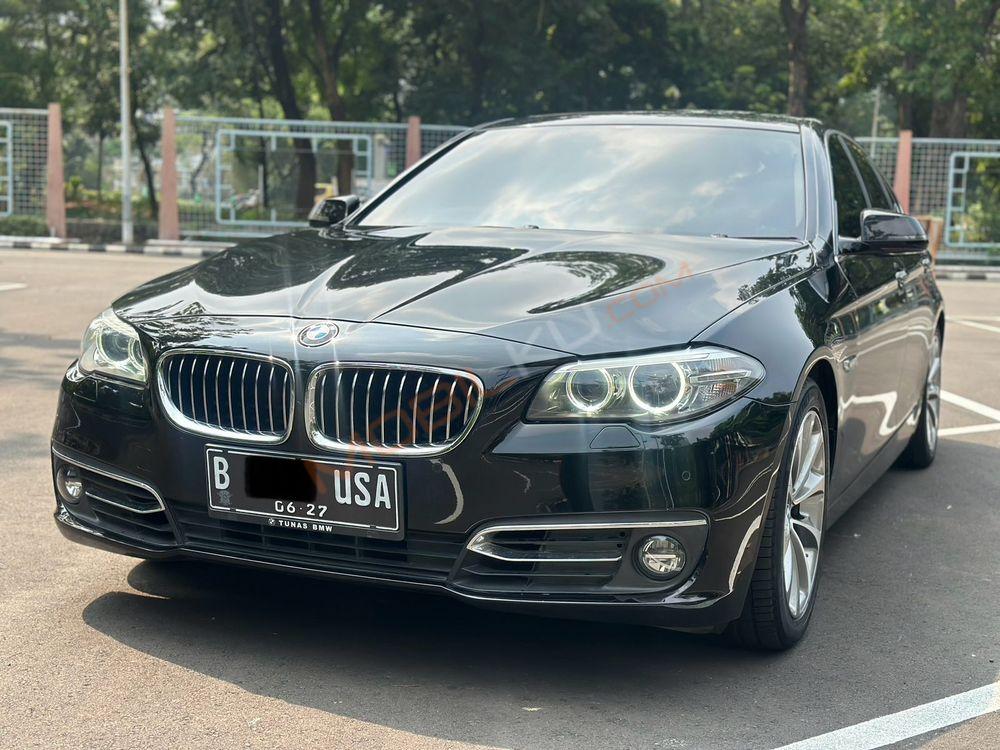 Mobil BMW 5 Series 2016