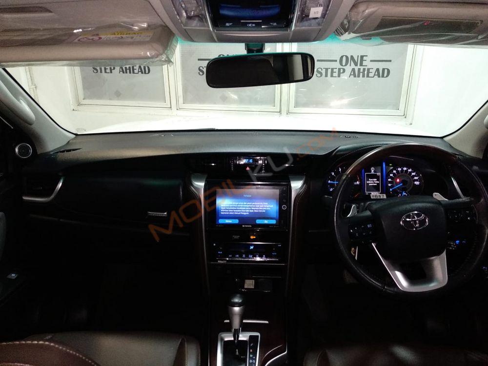 Mobil Toyota Fortuner 2018