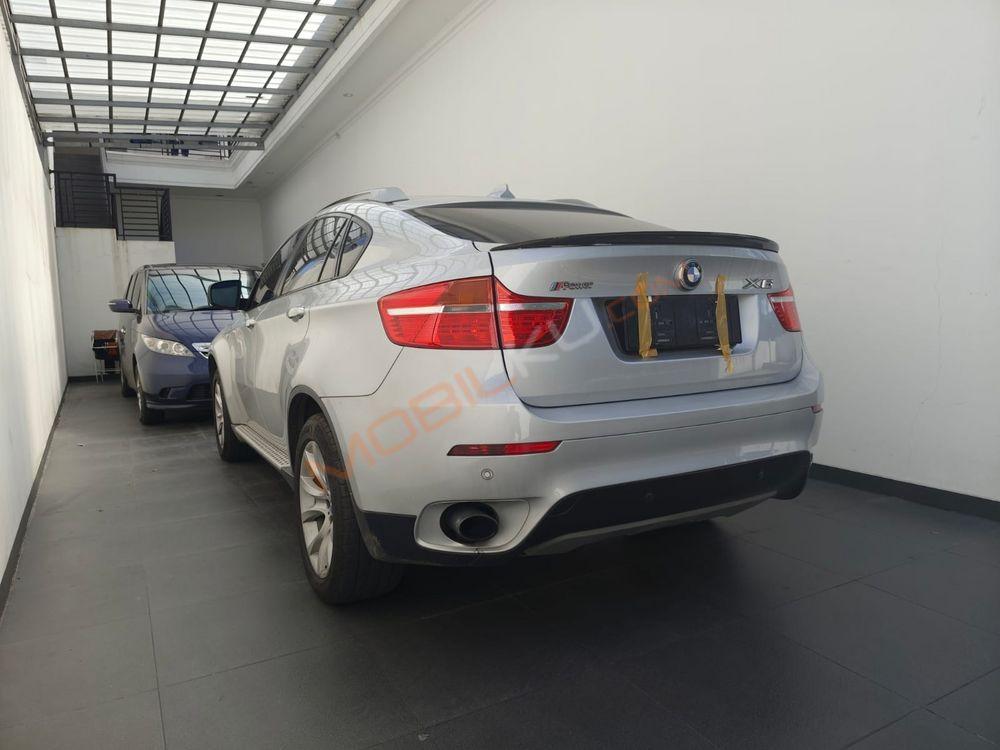 Mobil BMW X6 2010