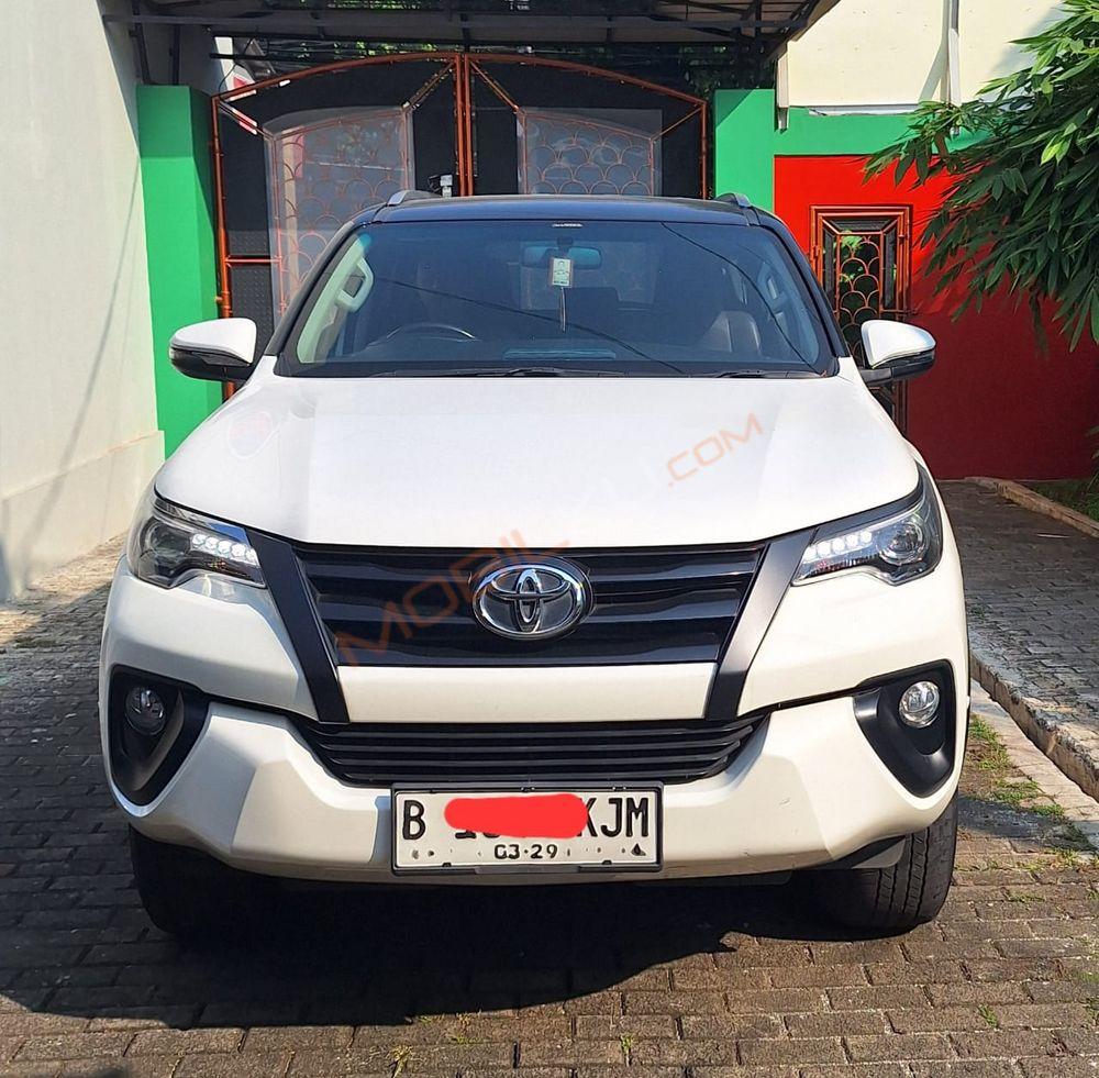 Mobil Toyota Fortuner 2018
