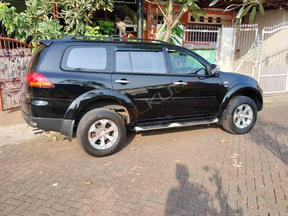 Mobil Mitsubishi Pajero Sport 2012