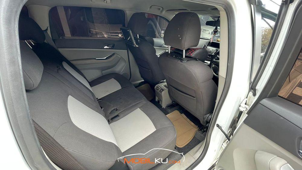 Mobil Chevrolet Orlando 2015