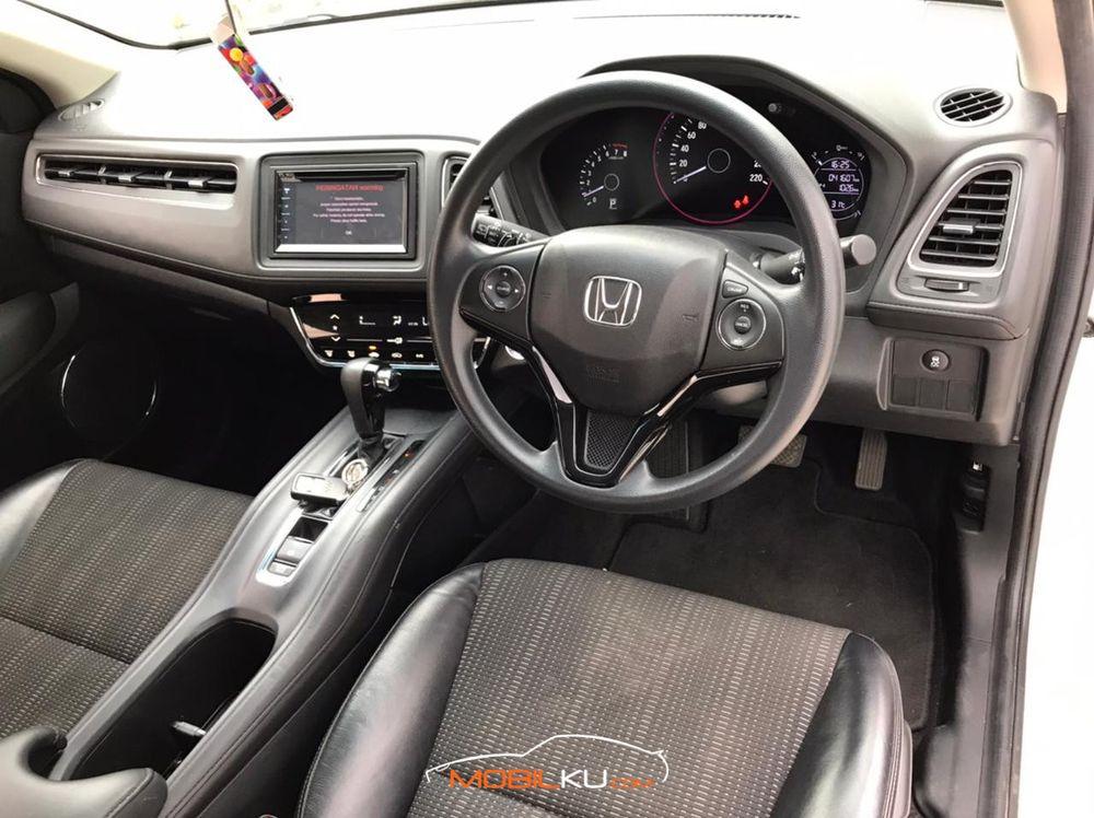 Mobil Honda HR-V 2017