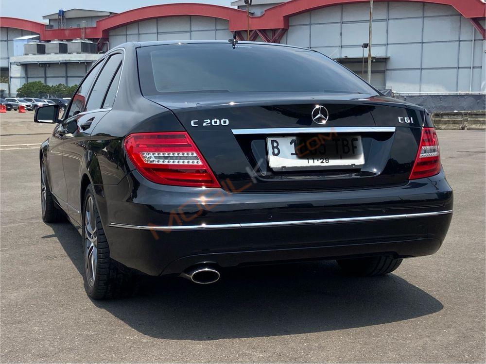 Mobil Mercedes-Benz C-Class 2013