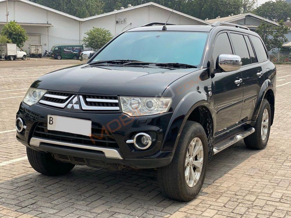 Mobil Mitsubishi Pajero Sport 2013