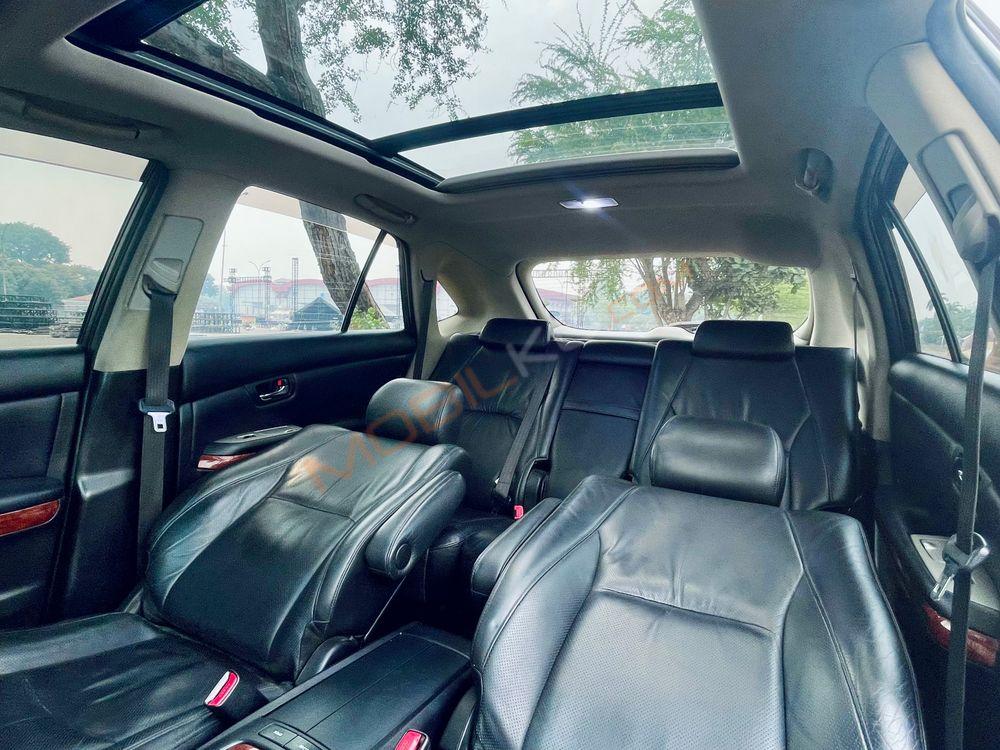 Mobil Toyota Harrier 2011