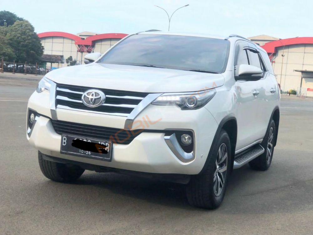Mobil Toyota Fortuner 2016