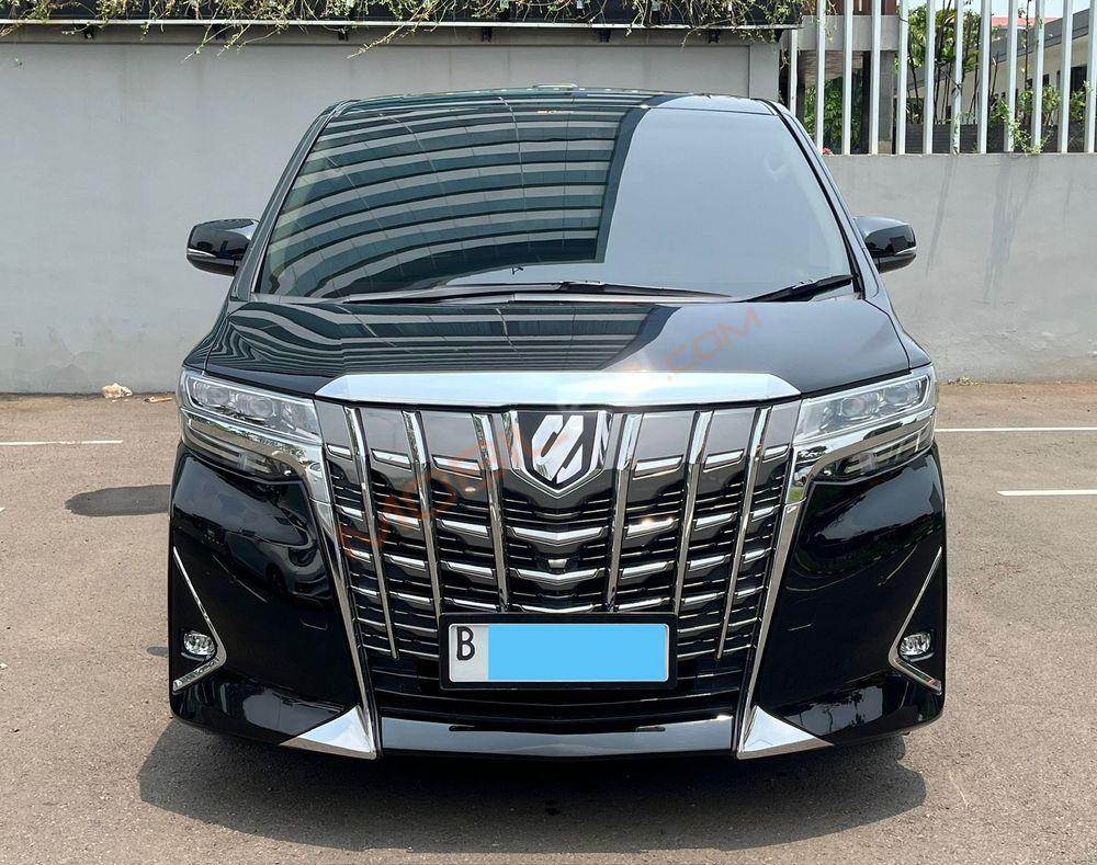 Mobil Toyota Alphard 2019