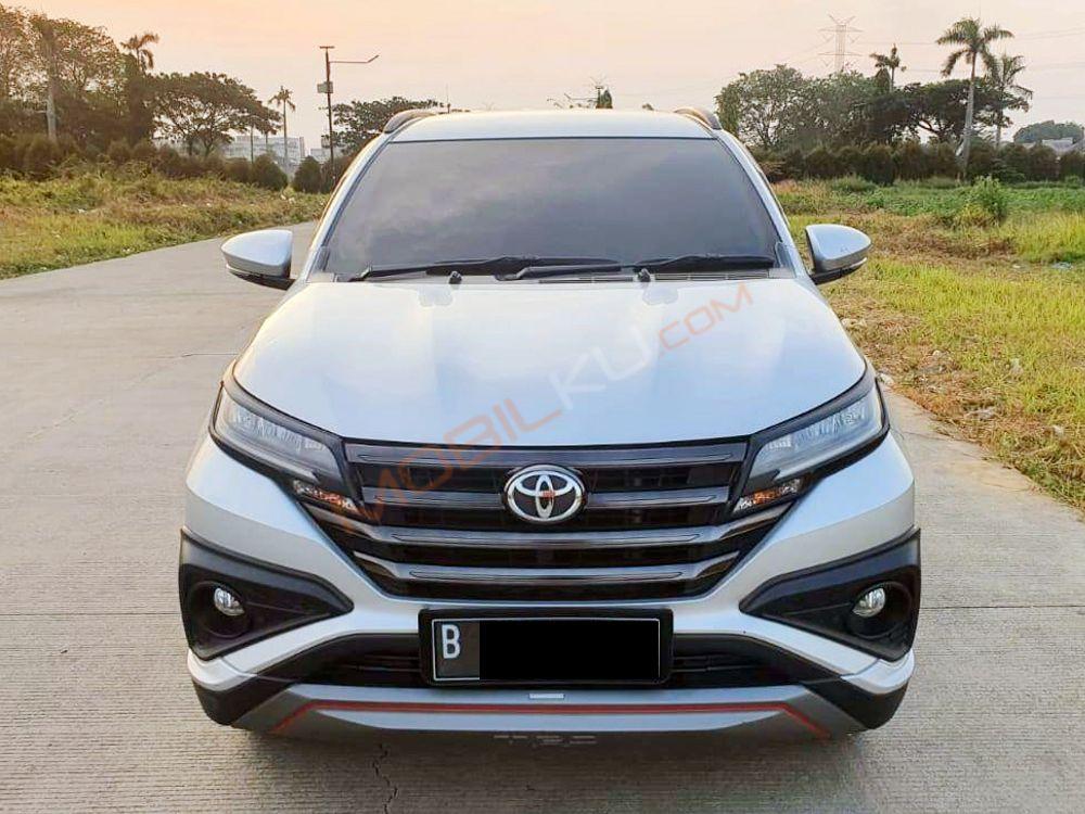 Mobil Toyota Rush 2020