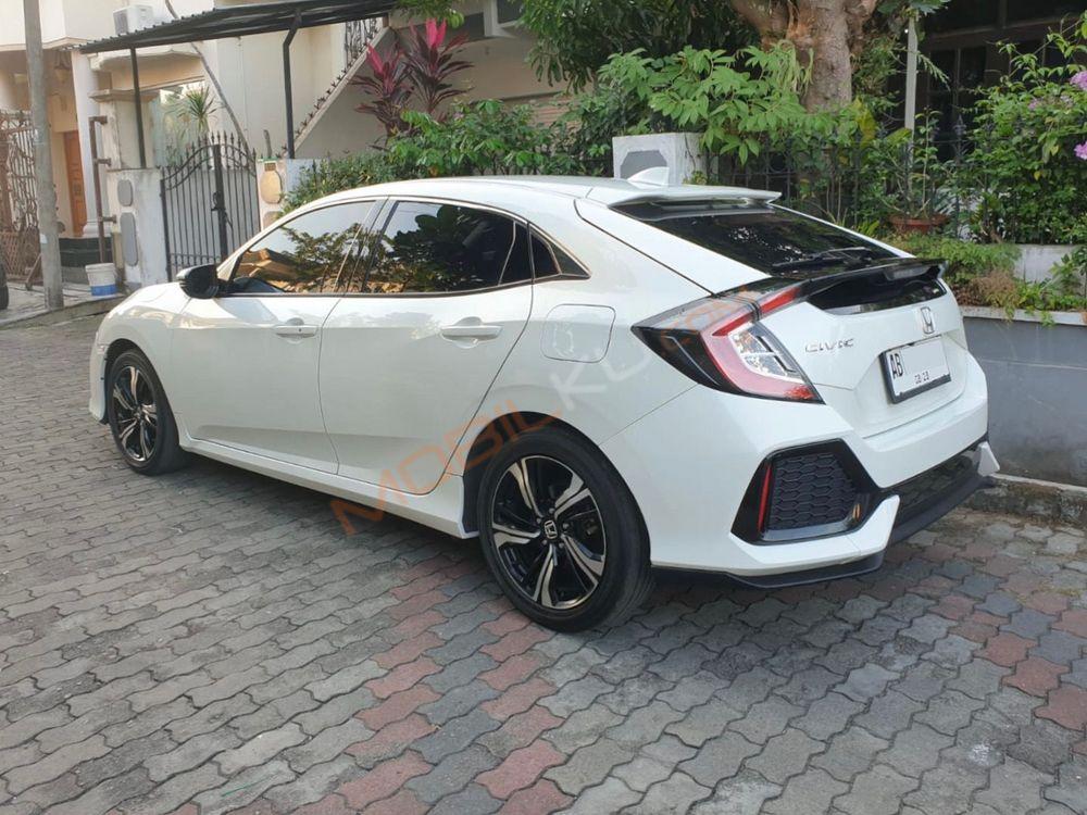 Mobil Honda Civic Hatchback 2018