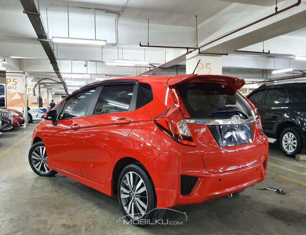 Mobil Honda Jazz 2016