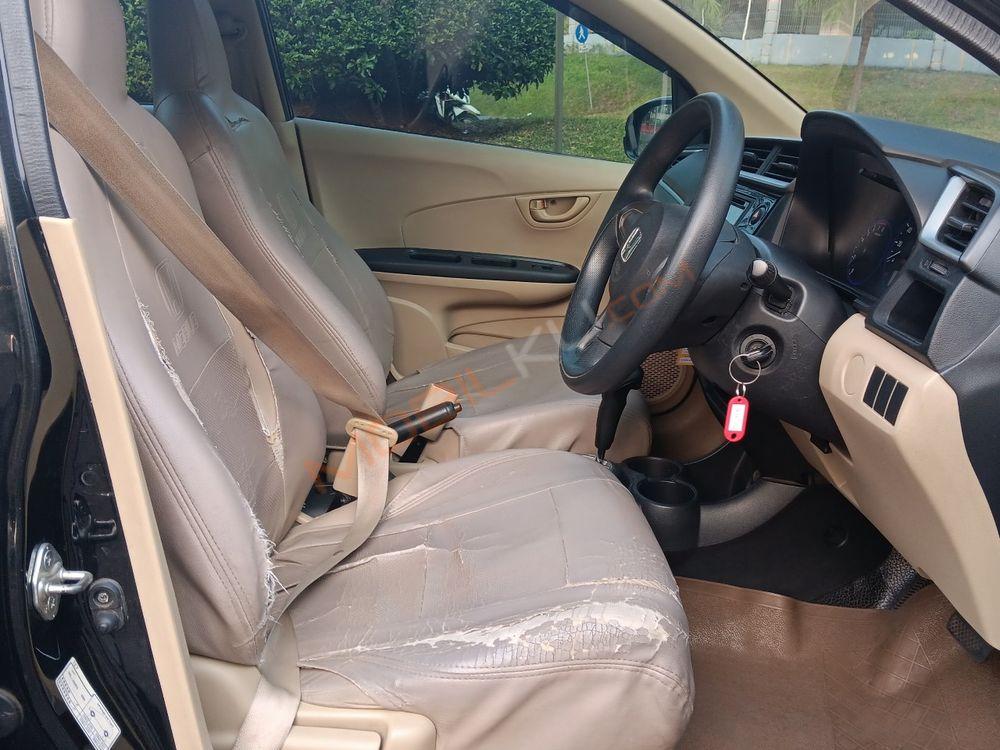 Mobil Honda Mobilio 2016