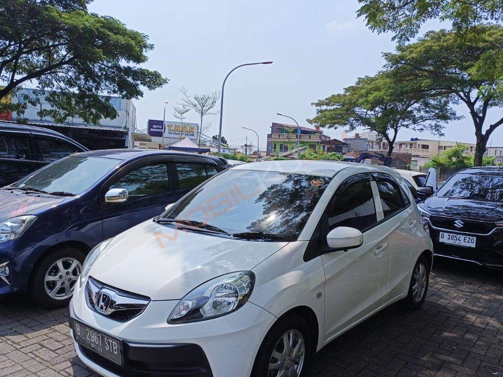 Mobil Honda Brio 2013