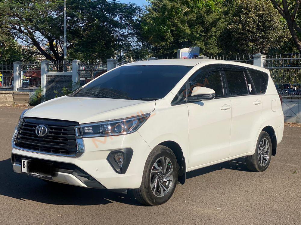 Mobil Toyota Kijang Innova 2022
